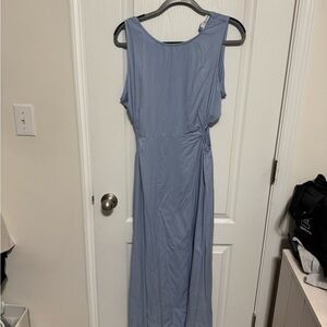 Elegant Blue Sleeveless Dress